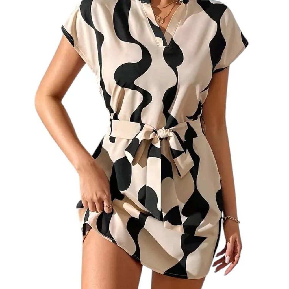 Women's Geometric Lace-up V-neck Regular Sleeve Shirt Dress